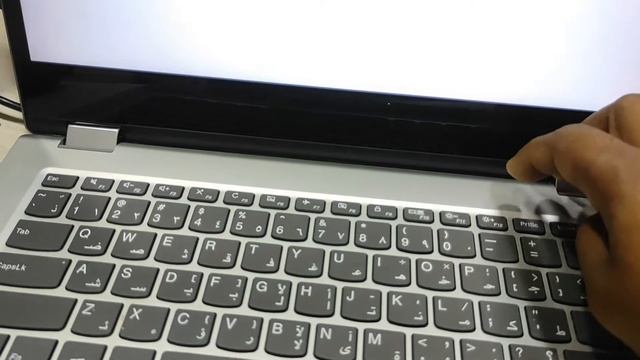 Lenovo yoga 520 boot menu key || lenovo yoga boot menu key || how to boot from pendrive in yoga 520 смотреть онлайн