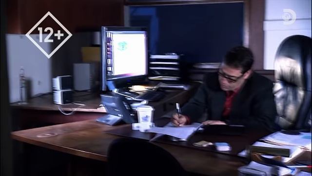 Есть ли границы у Вселенной / Сквозь кротовую нору с Морганом Фрименом смотреть онлайн