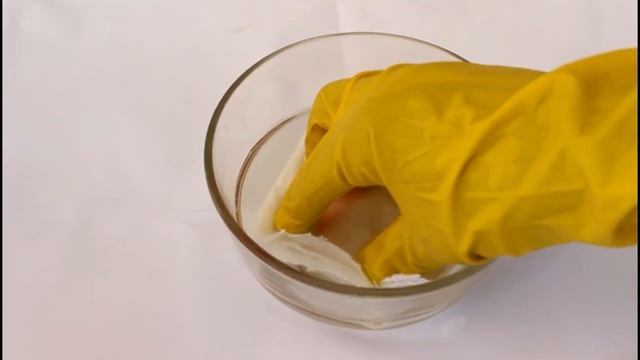 Simple Way Remove Old And Dried Blood Stains From Clothes, Mattress, Bed, Blanket ,white Shirt .