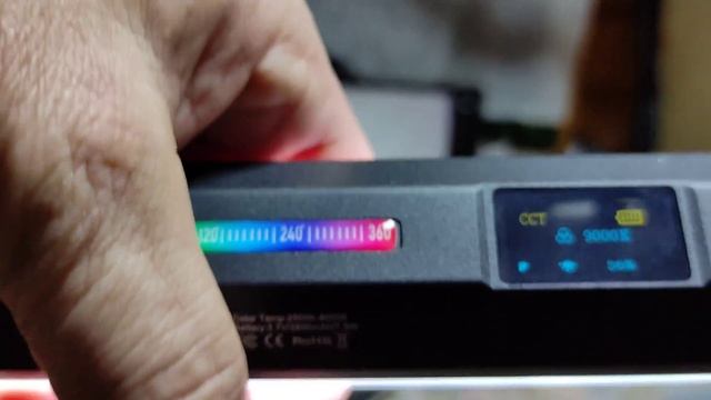 Светодиодная RGB лампа для фото и видео съёмки RGB LED lamp for photography and video shooting смотреть онлайн