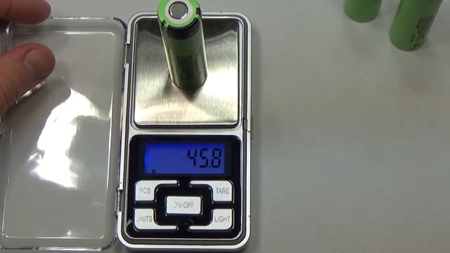 Незащищенный литий-ионный аккумулятор 18650 li-ion Panasonic NCR18650B 3400mAh смотреть онлайн