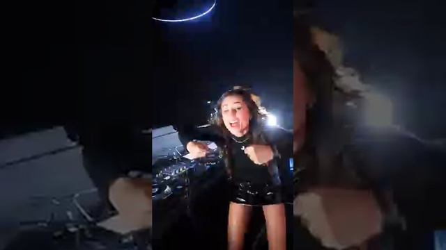 Dance_with_me_🖤️__dj__juicym__techno__techhouse смотреть онлайн