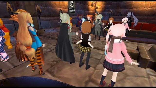 VRChat Moments - Even more anime dancing смотреть онлайн