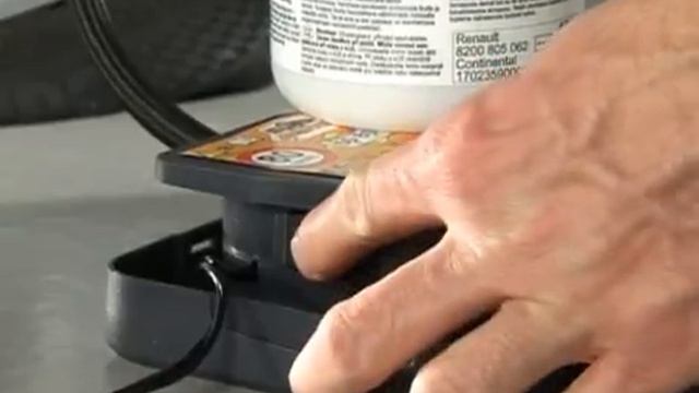 GRAND SCENIC : Tyre inflation kit смотреть онлайн