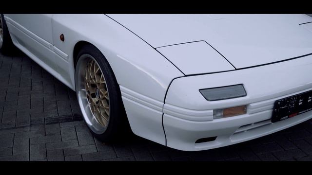 Mazda RX7 FC3S - Sven's 1988 Turbo II смотреть онлайн