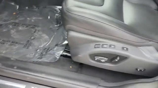 2017 Volvo XC60 St. Petersburg, Tampa, Clearwater, Palm Harbor, Largo, FL 64486AA смотреть онлайн