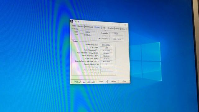 PC Gamer Core i7 8700 смотреть онлайн