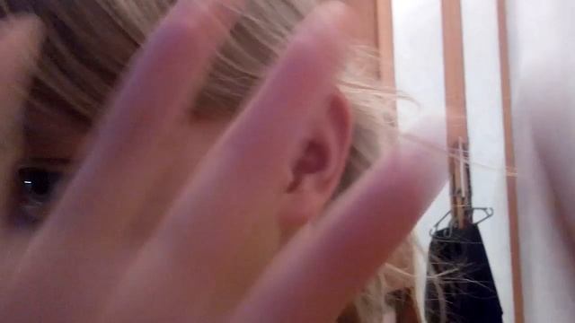 Алина умеет шевелить ушами смотреть онлайн