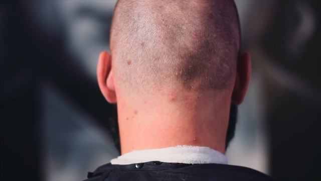 Мужская стрижка машинкой и оформление бороды (стрижка насадкой в 3 мм и сведение затылка с нуля)