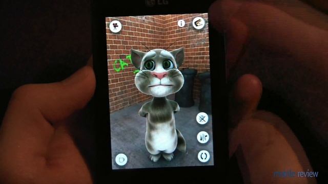 Игра "Talking Tom" на смартфоне LG Optimus One смотреть онлайн