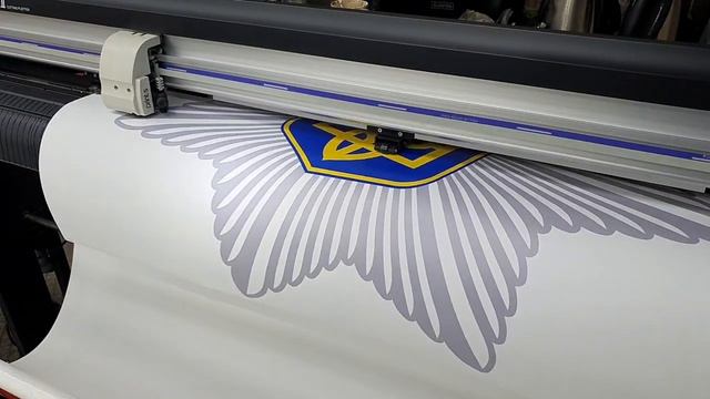 Плоттерная порезка Оракала от Print-S смотреть онлайн