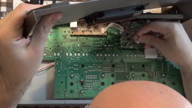 Boss ME-80 Button Repair смотреть онлайн