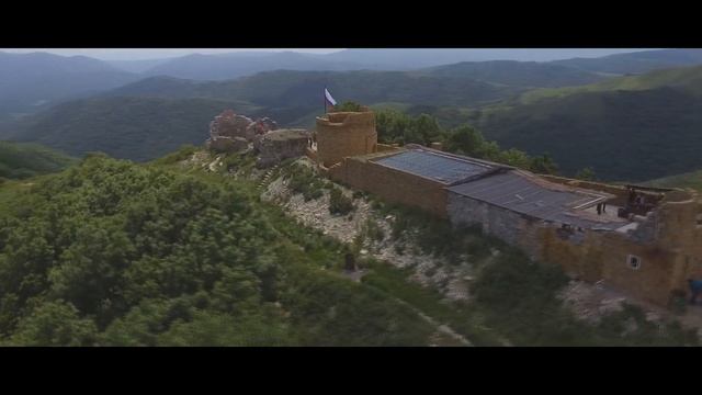 Геленджик. Грозовые ворота с высоты птичьего полета.Gelendzhik. The storm gate. смотреть онлайн