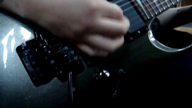 Washburn Rogue Star EMG