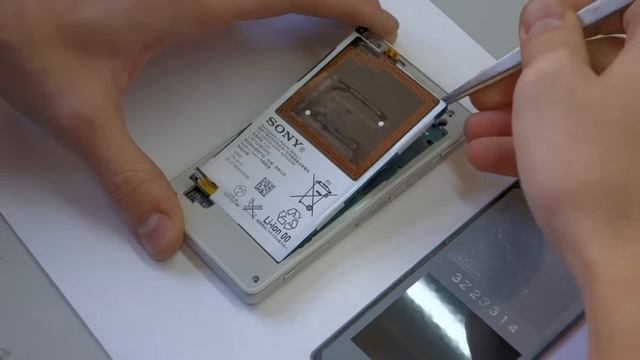 Разбираем Sony Xperia Z1 Compact. смотреть онлайн
