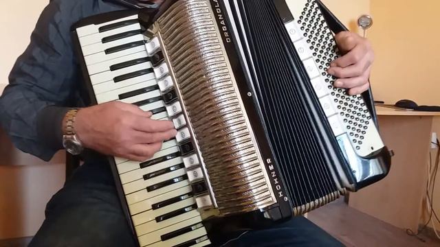 Accordion Hohner Organola 140 Bass Akkordeon Fisarmonica Italian Reeds + Case (2) смотреть онлайн