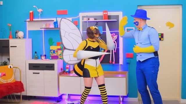 Меня удочерил Spider-Man! Mommy Long Legs и Daddy Long Legs против Майлза Моралеса!