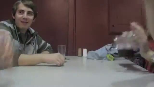 Three Girls, Three Cups смотреть онлайн