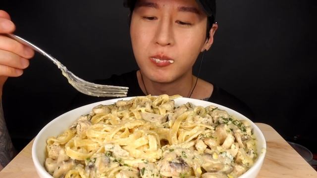 ASMR CHICKEN FETTUCINI ALFREDO MUKBANG (No Talking) COOKING & EATING SOUNDS