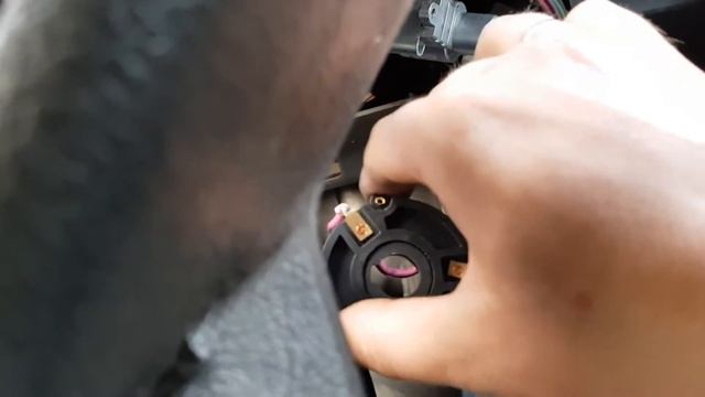 Как завести машину пальцем / Как завести иж 2126 без ключа смотреть онлайн