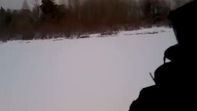 По льду на лодке) смотреть онлайн