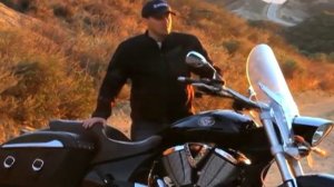 2011 Victory Cross Roads Review - The other, no-frills Cross cruiser from Victory