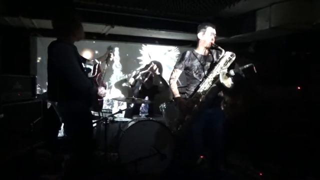 Dead Man Tells no Tales на фестивале Каменная Среда смотреть онлайн