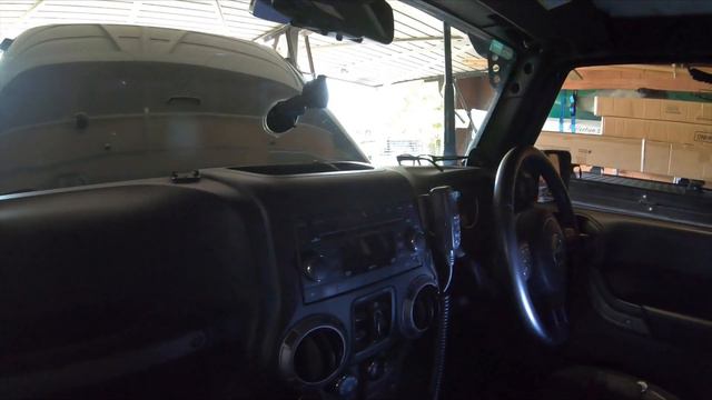 Overland Jeep Build EP4 - GME XRS-370C UHF Radio Installation смотреть онлайн