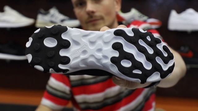 Unboxing Sneakers Nike W React Element 55 Nero Bianco BQ2728-003 | Freesneak Shop смотреть онлайн