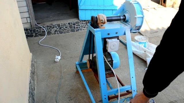 Молотковая зернодробилка часть 3 (Своими руками) смотреть онлайн