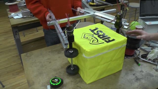 Cube Grabber Design - Day 1 смотреть онлайн