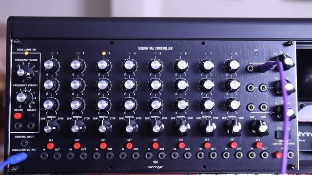 Behringer 960 Sequential Controller review смотреть онлайн