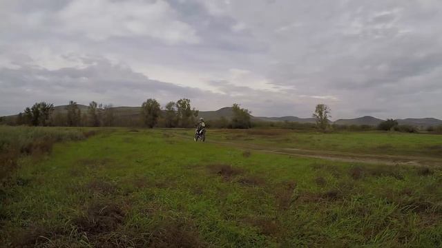KAYO T6 VS YAMAHA WR 250F смотреть онлайн