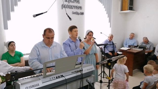 У дороги лилия цвела/ Савченко Серж и Надя /г.Горячий Ключ смотреть онлайн