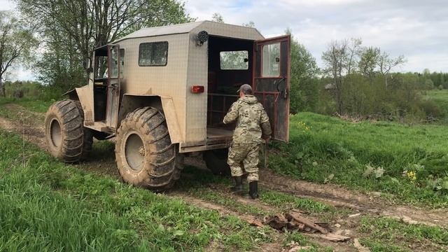 УЕХАЛ в ТАЁЖНУЮ ГЛУШЬ за МЕТАЛЛОМ! ЛЕНТЫ РЕЛЬС! ЗАПЧАСТИ ОТ ДТ-75! смотреть онлайн