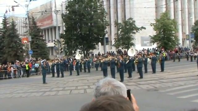 Шоу военного оркестра смотреть онлайн