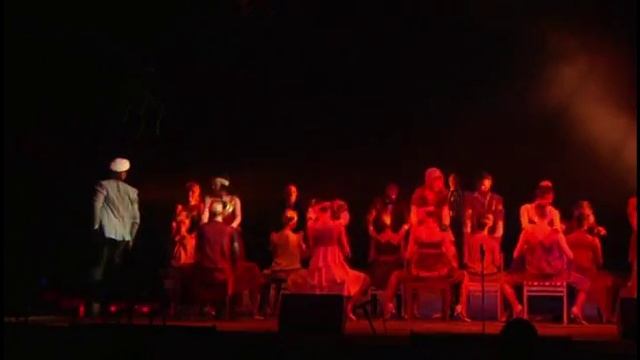 Фрагмент из мюзикла «12 стульев» Новосибирского музыкального театра смотреть онлайн