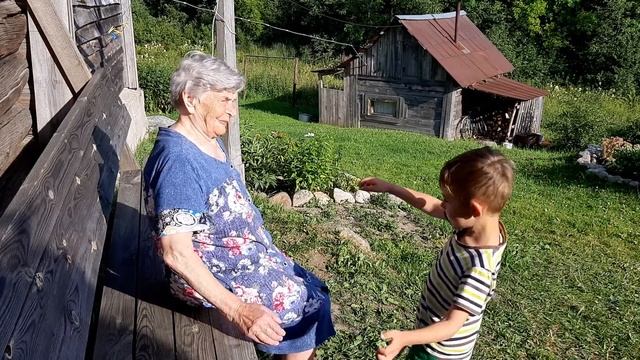 «Родительский дом» – режиссёр Александр Костюнин смотреть онлайн