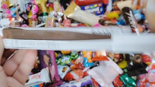 A Lot of New Candy in 2021 смотреть онлайн