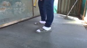 Самый легкий и быстрый способ заливки бетонного пола в маленьком помещении