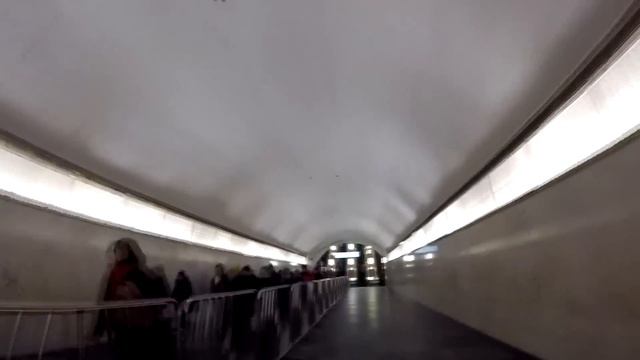 Гонка Метро vs МЦК vs Монорельс смотреть онлайн