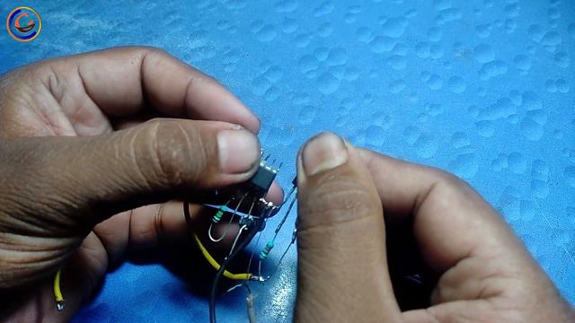 Powerful 12v Audio Amplifier Using LM358 IC