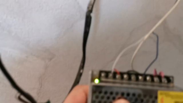 Как укоротить светодиодную ленту без обрезания. Поворот ленты под острым углом. смотреть онлайн