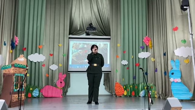 песня "Горячий снег", исп. Никитина Софья смотреть онлайн