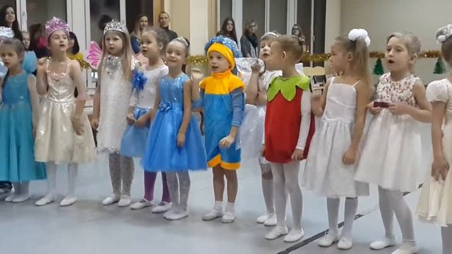 Новогоднее выступление КАРИНЫ БАЛЕРИНЫ смотреть онлайн