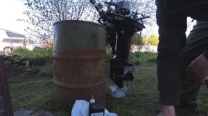 Мотор Tohatsu 9.9/18  Делаю первое ТО, после обкатки. Выявлен заводской недолив масла в редукторе.