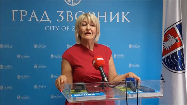 Пријем у Градској управи за ученике и професоре словеначке средње школе смотреть онлайн