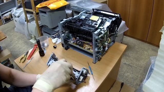 #88 Ремонт МФУ HP LaserJet M425 - замена термопленки | 50.2 ошибка термоэлемента | Полная разборка смотреть онлайн