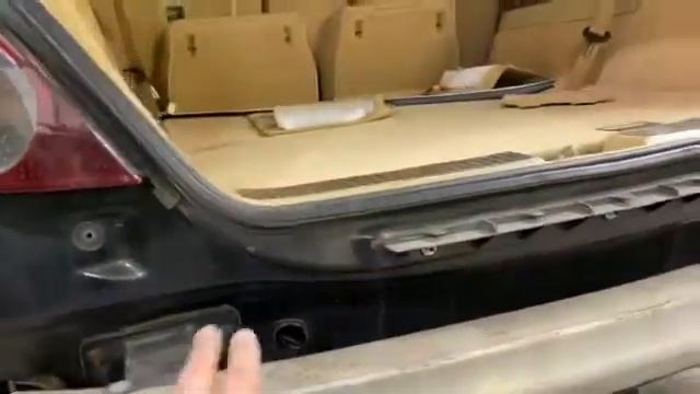 How To Remove Rear Bumper On 2008 Mercedes R350