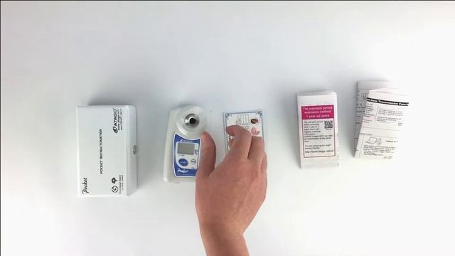 Unboxing the IC-PAL-1 Digital Handheld Refractometer by Atago смотреть онлайн